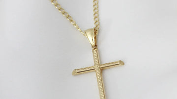 What Are the Deeper Meanings Behind Gifting Cross Pendant Necklaces