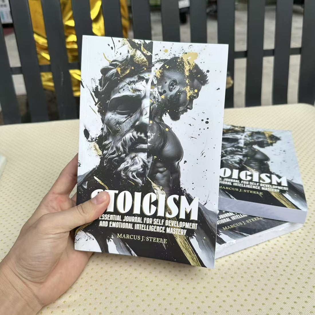 365-Day Stoic Journal for Self-Reflection & Personal Growth
